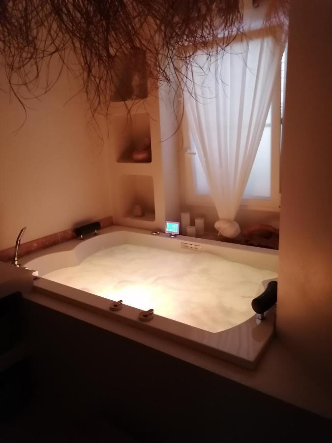 L'Autre Perle, Balneo En Supplement, Le Clos Des Perles Tourtour Kültér fotó